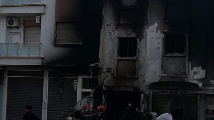 حريق يلتهم منزلا مكون من ثلاثة طوابق بمدينة أكادير. 