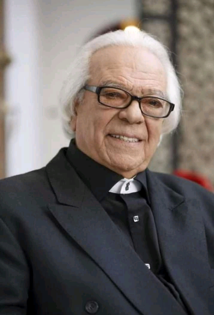 رائد المسرح المغربي عبد القادر البدوي يرحل إلى دار البقاء عن عمر يناهز 88 عاما.