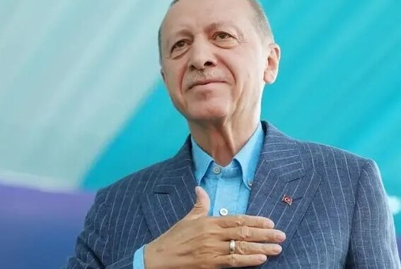 الرئيس التركي رجب طيب أردوغان يعلن فوزه في جولة الإعادة لانتخابات الرئاسة التركية ويصبح رئيسا لتركيا إلى غاية 2028