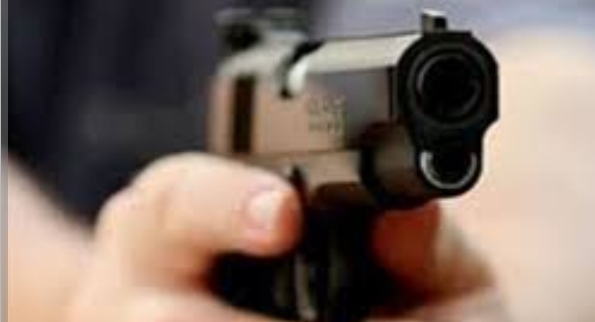 إطلاق الرصاص لتوقيف جانح عرض سلامة المواطنين للخطر بواسطة السلاح الأبيض