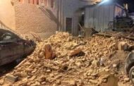 سقوط ضحايا بالعشرات جراء الزلزال المرعب، و مواطنون يستغيثون تحت الأنقاض